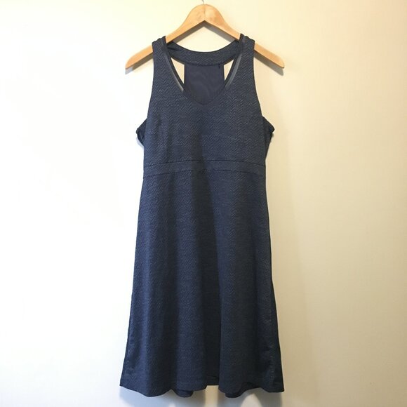 Mondetta Blue Chevron Racerback Workout Dress With Built in Bra - Picture 1 of 16